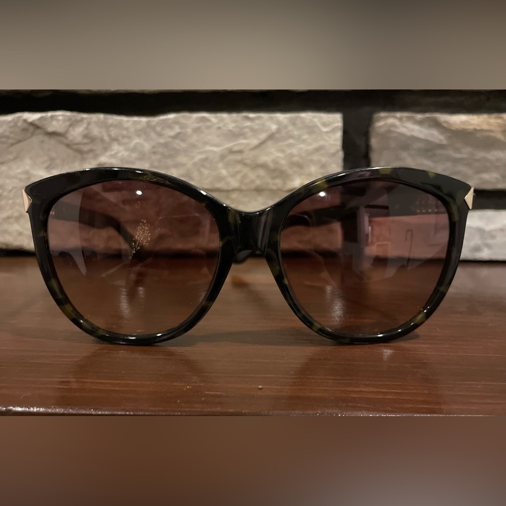 Stella and dot sunglasses